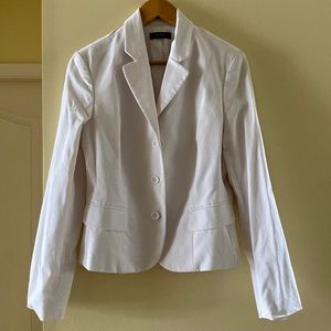 Body by Victoria White lined blazer